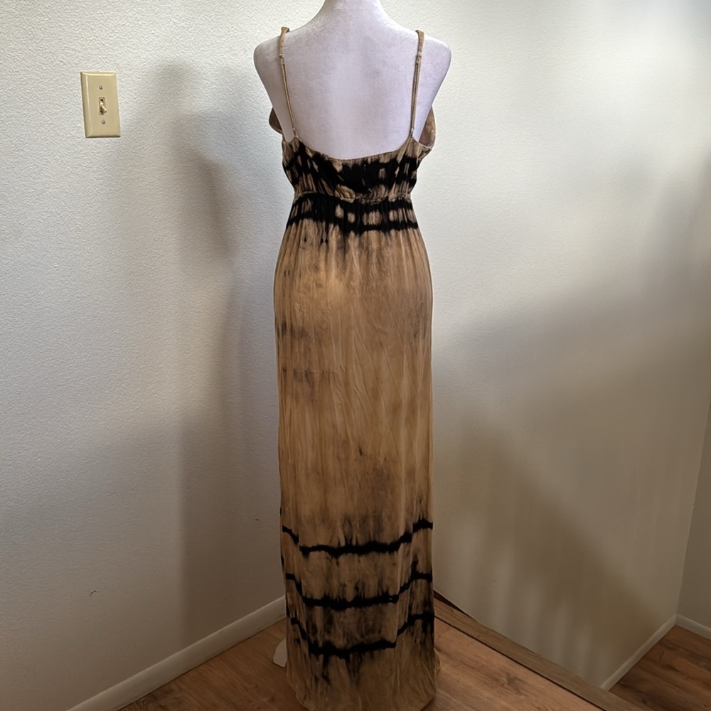 Shore Tie-Dye Maxi Dress - Picture 6 of 12